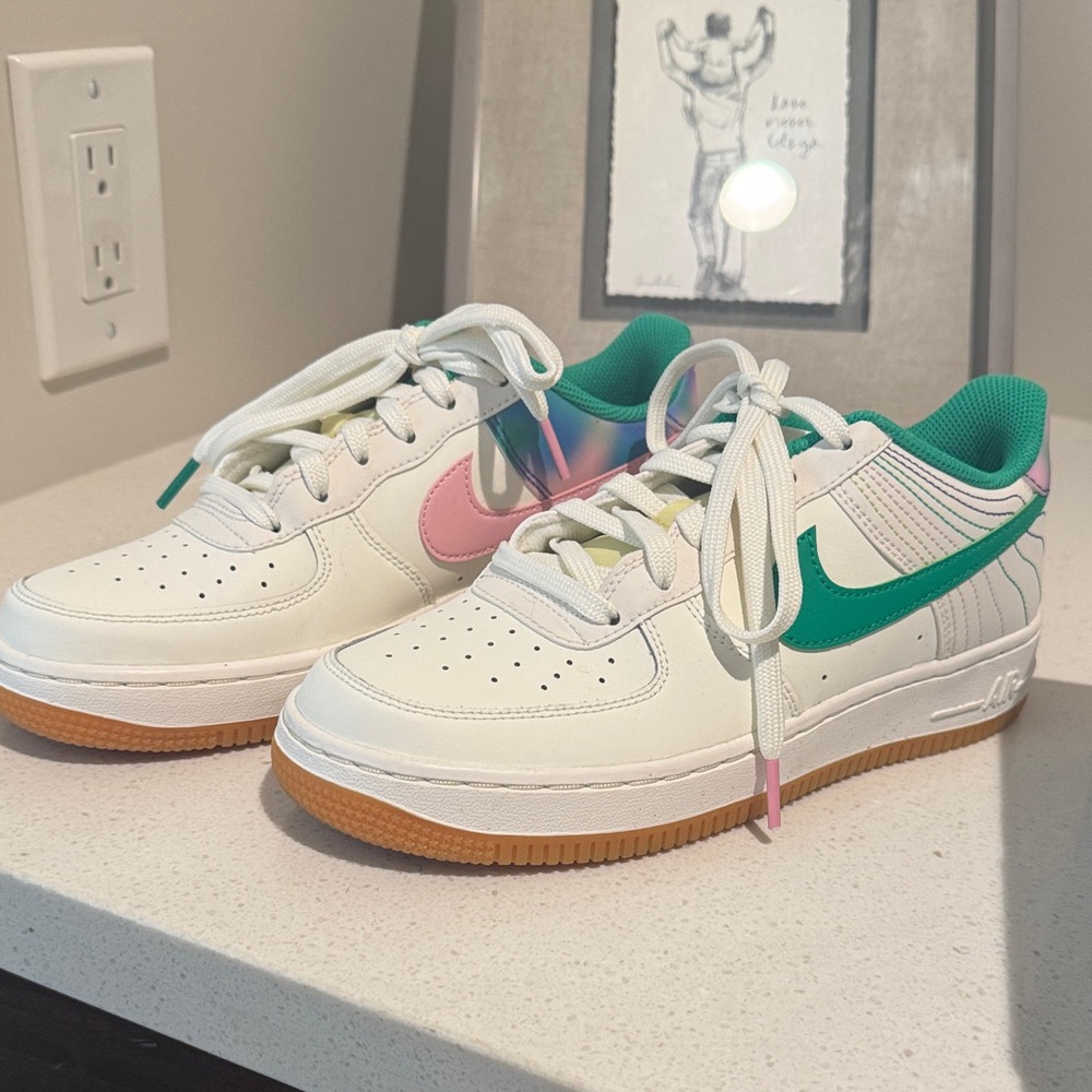 Nike Air Force 1 White and Green Shoes